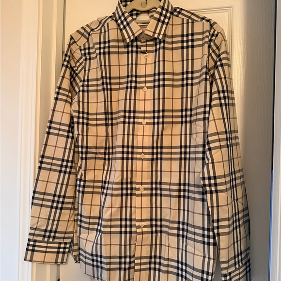 ❗️SOLD❗️Burberry Modern Beige Plaid Casual Shirt - NWT - Picture 5 of 7